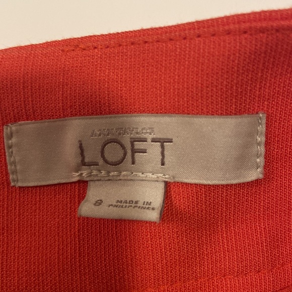 EUC AT Loft Pencil Skirt!!